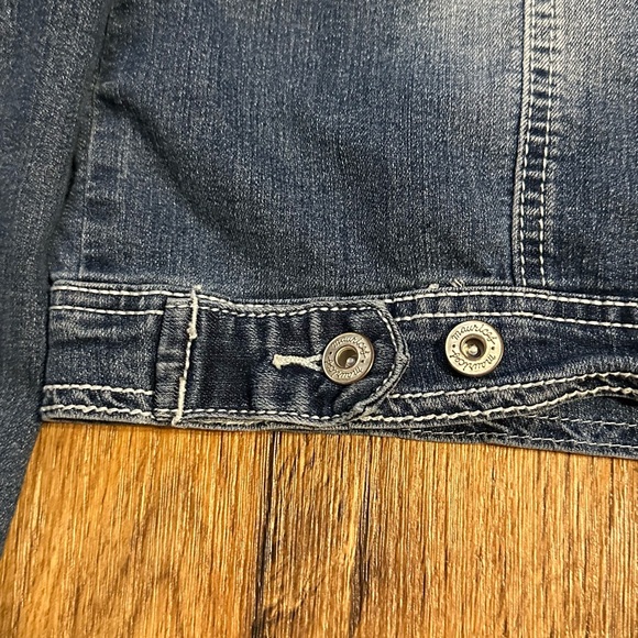 Maurices Dark Blue Distressed Jean Jacket - Size:XL - Picture 11 of 15